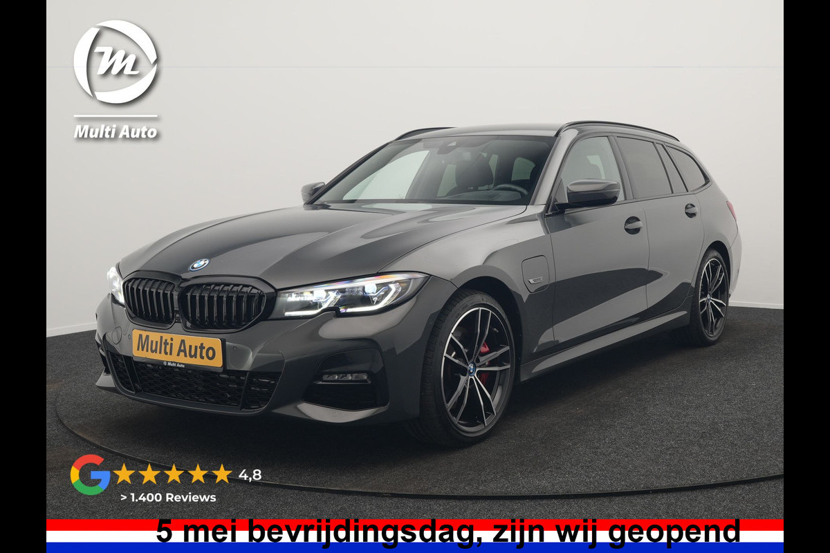 BMW 3 Serie Touring 330e M Sport PHEV 293pk Dealer O.H. | Head Up | Camera | Laser LED | Sfeerverlichting | Vernasca Lederen Sportstoelen & Stuur Verwarmd | Apple Carplay | Keyless | Blis | 19"L.M | Virtual | Navigatie | DAB | Plug In Hybrid