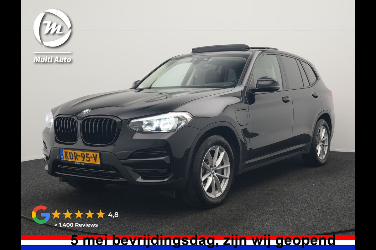 BMW X3 xDrive30e Sportline PHEV 293pk Dealer O.H | Trekhaak Af Fabriek | Panodak | Head Up | Sportstoelen Verwarmd | Sfeerverlichting | Keyless | Apple Carplay | LED Koplampen | Blis | Navigatie | DAB | Cruise Control | Plug In Hybrid |