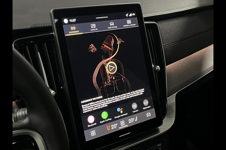Volvo XC90 T8 AWD Ultra Dark Luchtvering | Massage | Bowers & Wilkins | Trekhaak | Adapt. Cruise | Stoelventilatie | 22" wielen | 360 camera | Head-up
