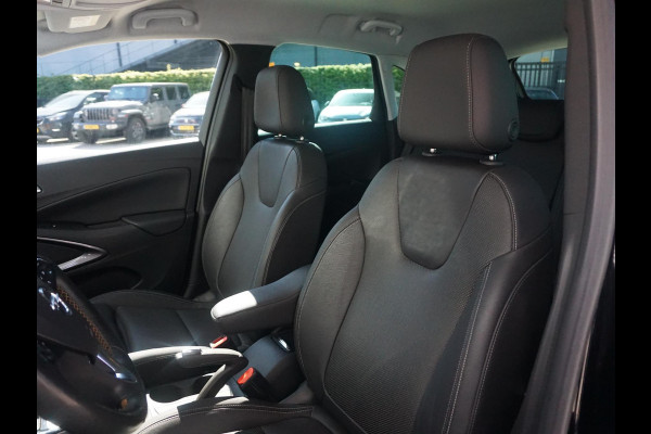 Opel Crossland X 1.2 Turbo Ultimate Leder interieur