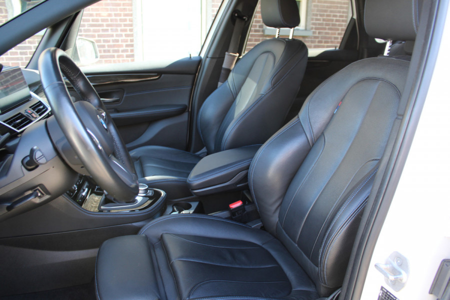 BMW 2 Serie Active Tourer 225xe PHEV High Exe SOh 90.6% M-SPORT LEER LED NAVI 36000KM!!!