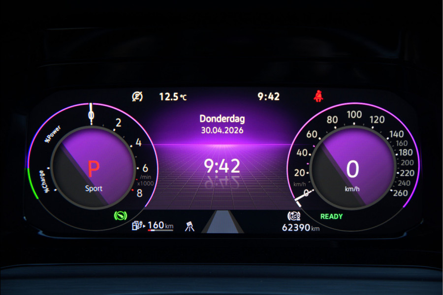 Volkswagen Golf 1.4 eHybrid Style | Memory seat | Massage | Adaptive cruise control | Elektrische stoel | Keyless | Apple Carplay | Parkeersensoren | Ambiance Verlichting | SOH 99.73%