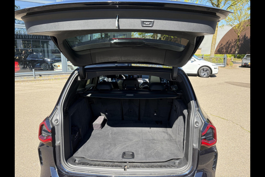 BMW iX3 High Executive 80 kWh M SPORT | PANORAMA DAK | LEDER | SOH 99% | APPLE CARPLAY