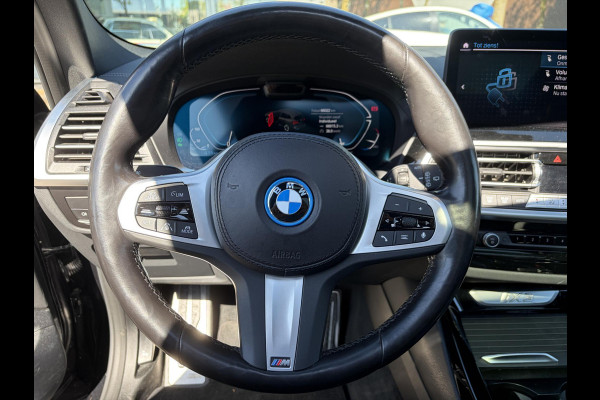 BMW iX3 High Executive 80 kWh M SPORT | PANORAMA DAK | LEDER | SOH 99% | APPLE CARPLAY