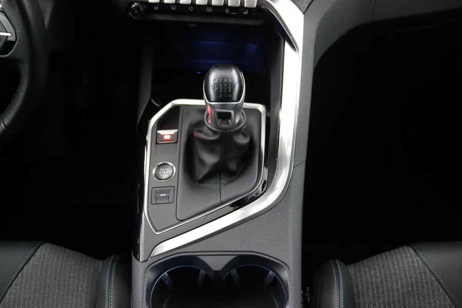 Peugeot 3008 1.2 Allure*130PK*ECC*CRUISE*NAVI*CAM*CARPLAY*