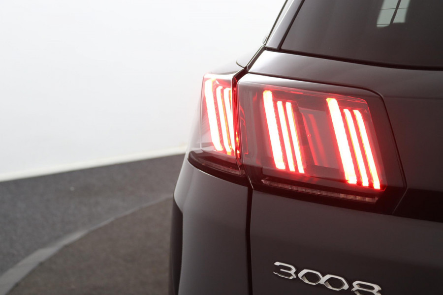Peugeot 3008 1.2 Allure*130PK*ECC*CRUISE*NAVI*CAM*CARPLAY*