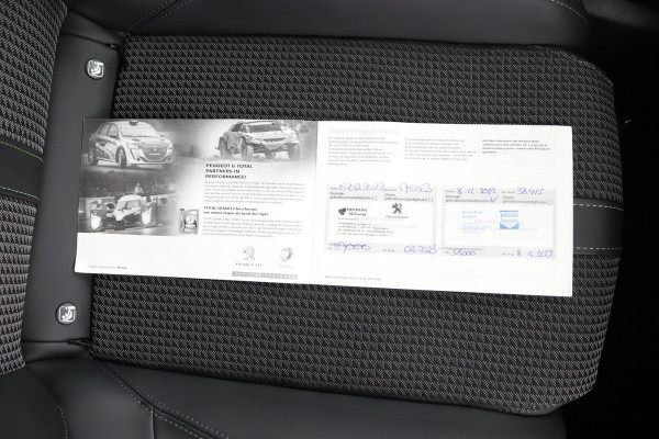 Peugeot 208 1.2 GT*AUTOM.*ECC*CRUISE*NAVI*CAM*CARPLAY