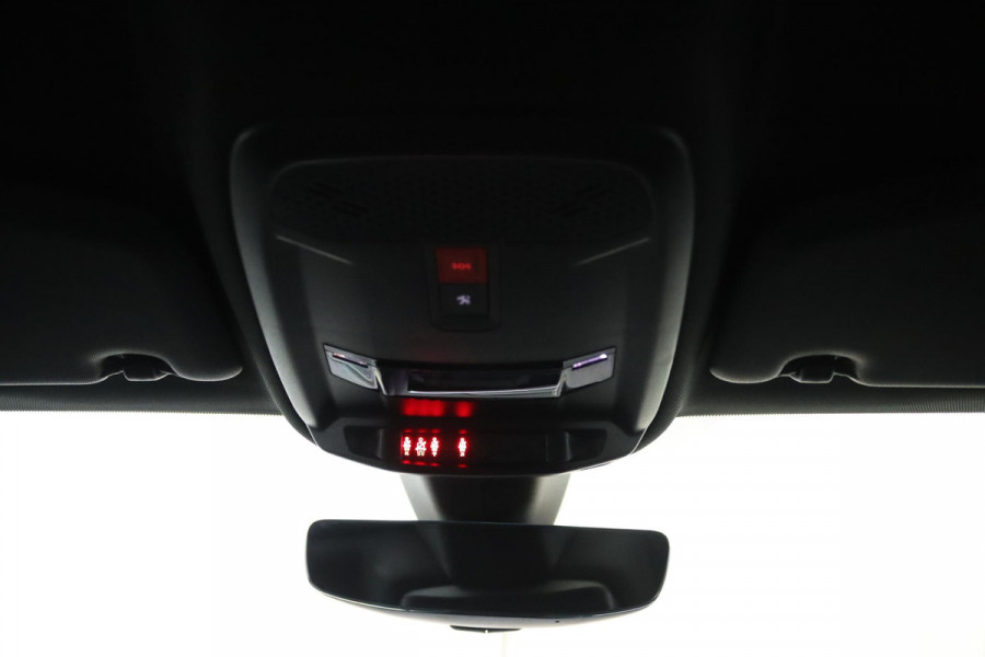 Peugeot 208 1.2 GT*AUTOM.*ECC*CRUISE*NAVI*CAM*CARPLAY