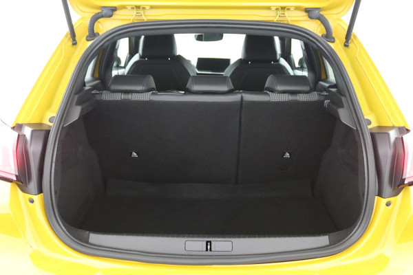 Peugeot 208 1.2 GT*AUTOM.*ECC*CRUISE*NAVI*CAM*CARPLAY