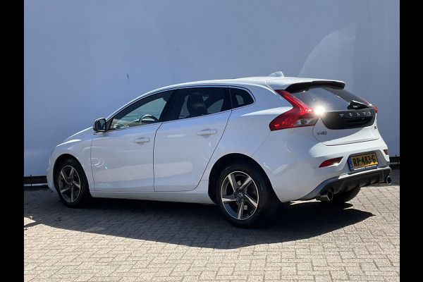 Volvo V40 2.0 D3 Business Sport Automaat Pano Nav/Cam Stoelverw Leer Orig.NL Voll.Onderhouden!