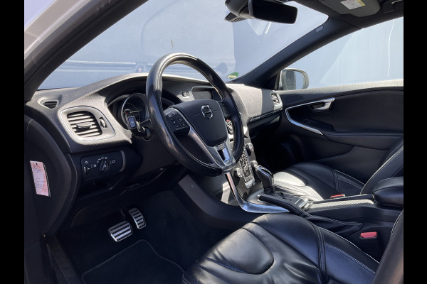 Volvo V40 2.0 D3 Business Sport Automaat Pano Nav/Cam Stoelverw Leer Orig.NL Voll.Onderhouden!