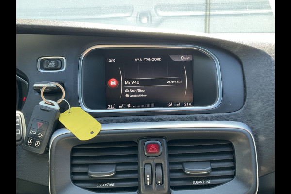 Volvo V40 2.0 D3 Business Sport Automaat Pano Nav/Cam Stoelverw Leer Orig.NL Voll.Onderhouden!