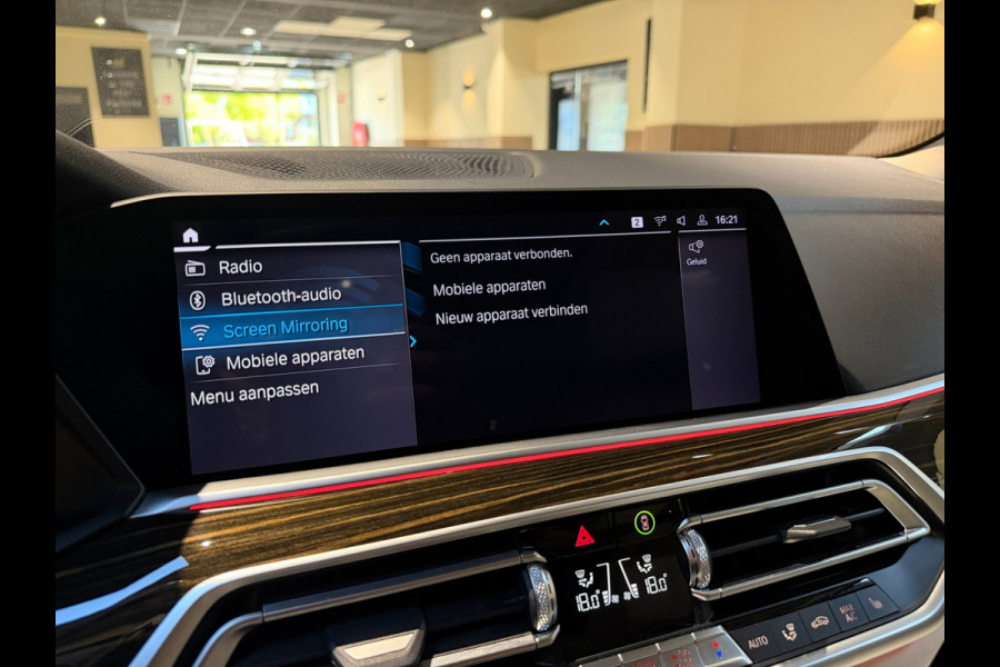 BMW X5 XDrive45e High Executive|Crystal Pook|Skylounge|Leder|HuD