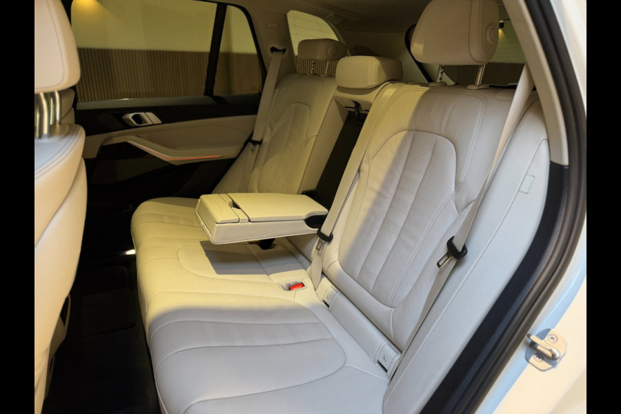BMW X5 XDrive45e High Executive|Crystal Pook|Skylounge|Leder|HuD