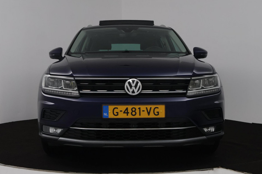 Volkswagen Tiguan 1.5 TSI ACT Highline (PANORAMADAK, DIGITALE COCKPIT, ACHTERUITRIJCAMERA, STOELVERWARMING, ADAPTIEF CRUISE)