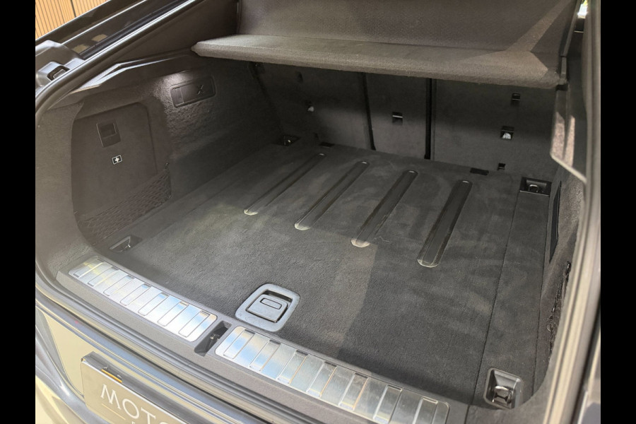 BMW X6 XDrive40i M-Sport|Skylounge|360|Pano|Crystal pook