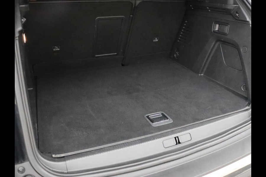 Peugeot 3008 1.6 HYbrid 225 GT | SOH 91,2% | Panoramadak | Leder | Stoelverwarming | 360 Camera | Massage | Adaptive cruise | Focal Sound | Carplay | Keyless | Full LED | Navigatie | PHEV | Plug In