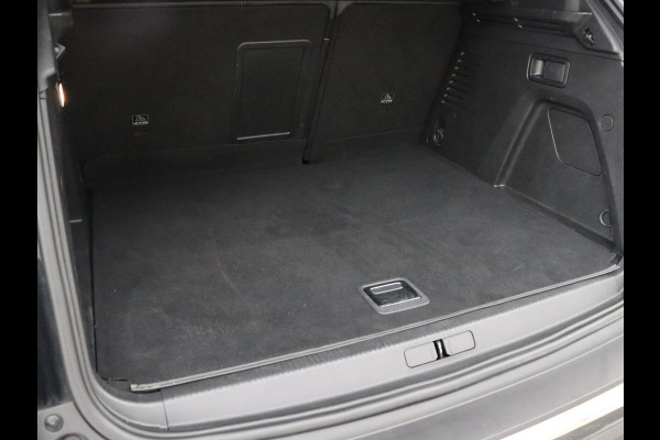 Peugeot 3008 1.6 HYbrid 225 GT | SOH 91,2% | Panoramadak | Leder | Stoelverwarming | 360 Camera | Massage | Adaptive cruise | Focal Sound | Carplay | Keyless | Full LED | Navigatie | PHEV | Plug In