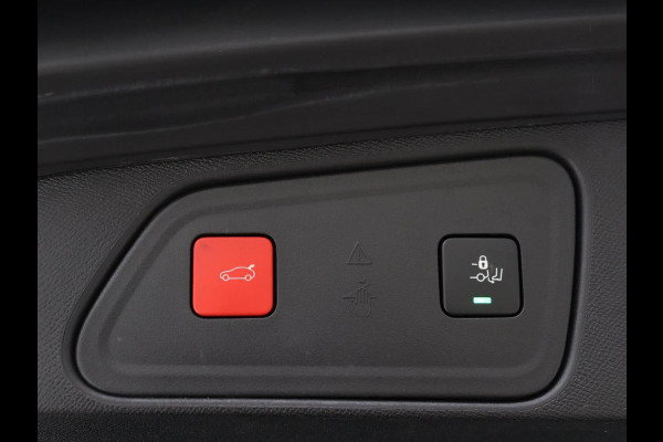 Peugeot 3008 1.6 HYbrid 225 GT | SOH 91,2% | Panoramadak | Leder | Stoelverwarming | 360 Camera | Massage | Adaptive cruise | Focal Sound | Carplay | Keyless | Full LED | Navigatie | PHEV | Plug In