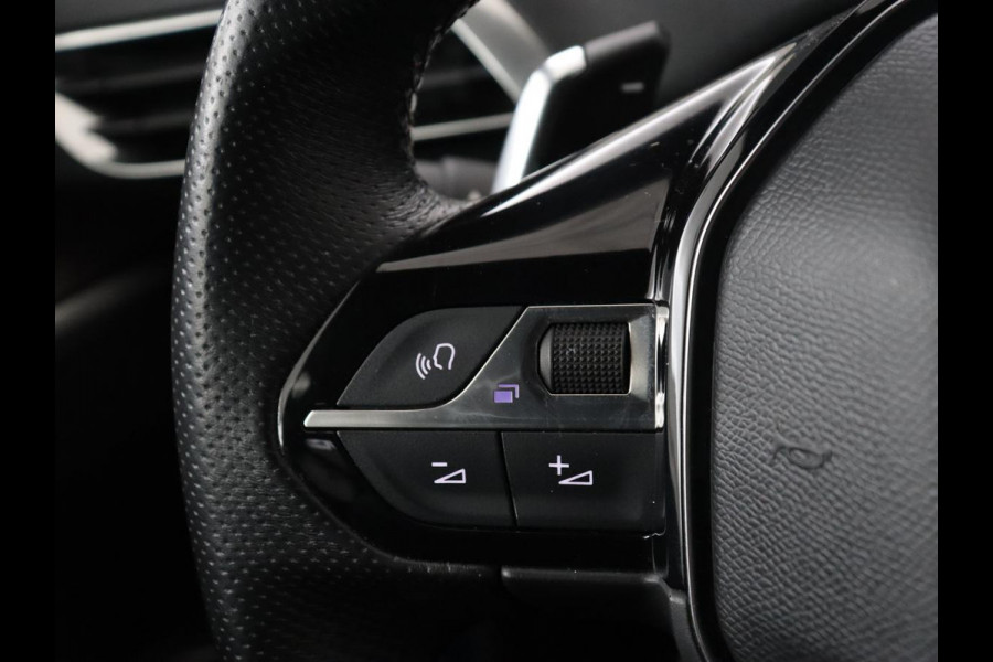 Peugeot 3008 1.6 HYbrid 225 GT | SOH 91,2% | Panoramadak | Leder | Stoelverwarming | 360 Camera | Massage | Adaptive cruise | Focal Sound | Carplay | Keyless | Full LED | Navigatie | PHEV | Plug In