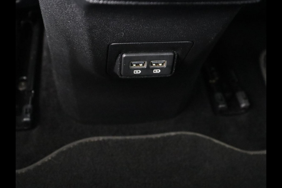 Peugeot 3008 1.6 HYbrid 225 GT | SOH 91,2% | Panoramadak | Leder | Stoelverwarming | 360 Camera | Massage | Adaptive cruise | Focal Sound | Carplay | Keyless | Full LED | Navigatie | PHEV | Plug In