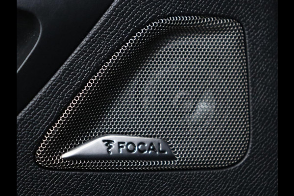 Peugeot 3008 1.6 HYbrid 225 GT | SOH 91,2% | Panoramadak | Leder | Stoelverwarming | 360 Camera | Massage | Adaptive cruise | Focal Sound | Carplay | Keyless | Full LED | Navigatie | PHEV | Plug In