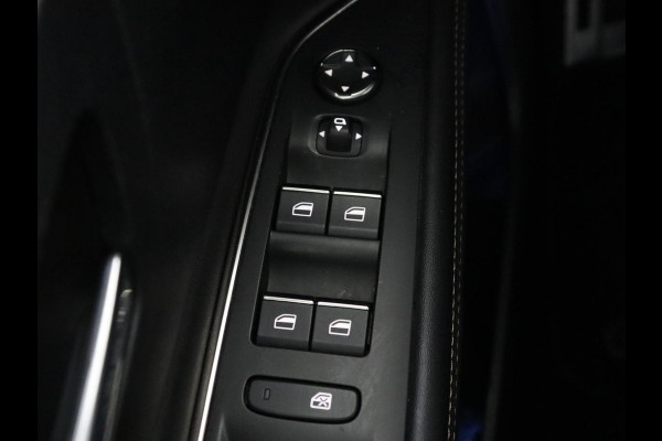 Peugeot 3008 1.6 HYbrid 225 GT | SOH 91,2% | Panoramadak | Leder | Stoelverwarming | 360 Camera | Massage | Adaptive cruise | Focal Sound | Carplay | Keyless | Full LED | Navigatie | PHEV | Plug In