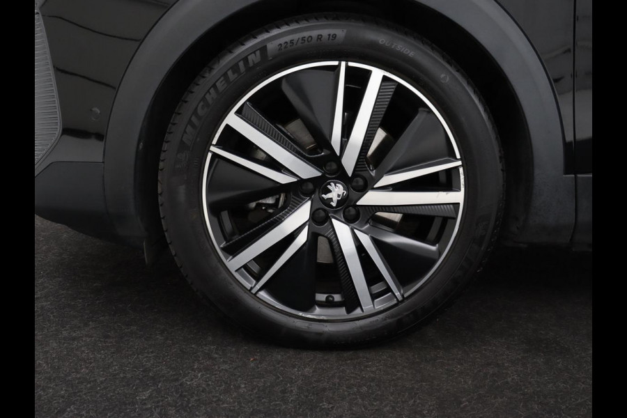 Peugeot 3008 1.6 HYbrid 225 GT | SOH 91,2% | Panoramadak | Leder | Stoelverwarming | 360 Camera | Massage | Adaptive cruise | Focal Sound | Carplay | Keyless | Full LED | Navigatie | PHEV | Plug In