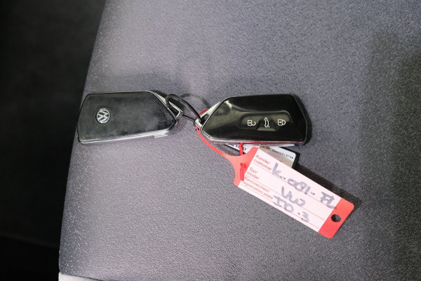 Volkswagen ID.3 First Plus 58 kWh > €11900,- Netto Export <