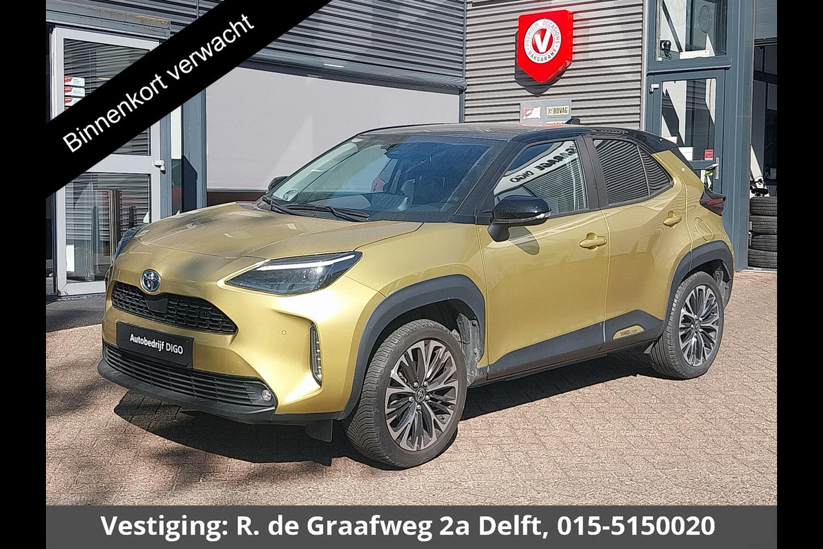 Toyota Yaris Cross 1.5 Hybrid Executive Bi-Tone | Panoramadak | Dodehoek Detectie | HUD | Navigatie