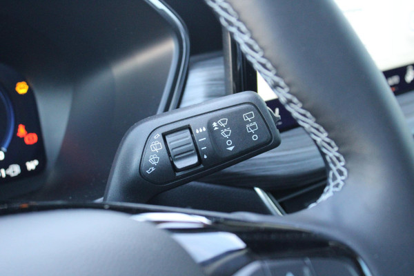 Ford Kuga 2.5 PHEV Active X 243pk | Driver Assistance Pack | Winterpack | Technology Pack | Panoramadak | All Weather Banden