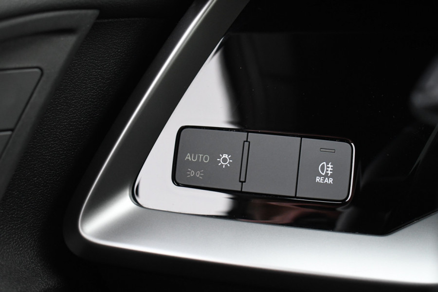 Audi A3 Sportback 35 TFSI 150pk Pano El-Klep Keyless Optic-black Carplay