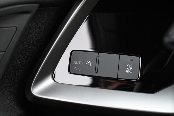 Audi A3 Sportback 35 TFSI 150pk Pano El-Klep Keyless Optic-black Carplay