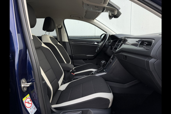 Volkswagen T-Roc 1.5 TSI Sport LED | Trekhaak | Carplay | Camera | Virtual Cockpit | PDC