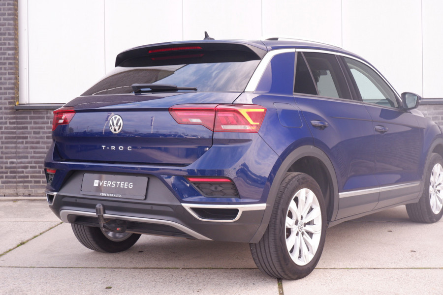 Volkswagen T-Roc 1.5 TSI Sport LED | Trekhaak | Carplay | Camera | Virtual Cockpit | PDC