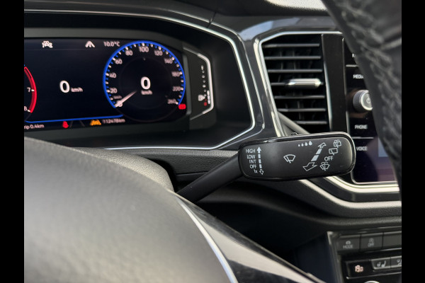 Volkswagen T-Roc 1.5 TSI Sport LED | Trekhaak | Carplay | Camera | Virtual Cockpit | PDC