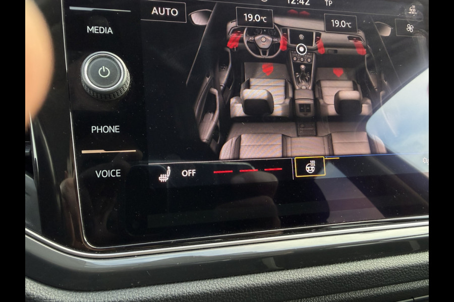 Volkswagen T-Roc 1.5 TSI Sport LED | Trekhaak | Carplay | Camera | Virtual Cockpit | PDC