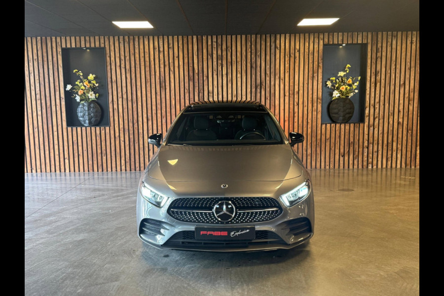 Mercedes-Benz A-Klasse 250 Premium Plus / Pano / Camera / Keyless / Sfeerverlichting / Burmester