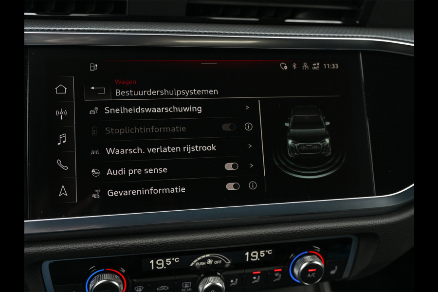 Audi Q3 Sportback 45 TFSI e S Edition | Panoramadak | Leder | Achteruitrijcamera | Stoelverwarming  | Climate control | 20 Inch
