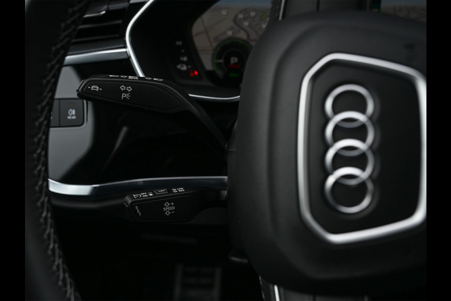 Audi Q3 Sportback 45 TFSI e S Edition | Panoramadak | Leder | Achteruitrijcamera | Stoelverwarming  | Climate control | 20 Inch