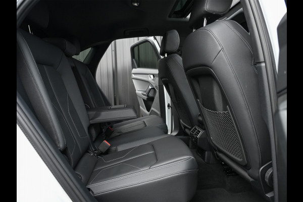 Audi Q3 Sportback 45 TFSI e S Edition | Panoramadak | Leder | Achteruitrijcamera | Stoelverwarming  | Climate control | 20 Inch