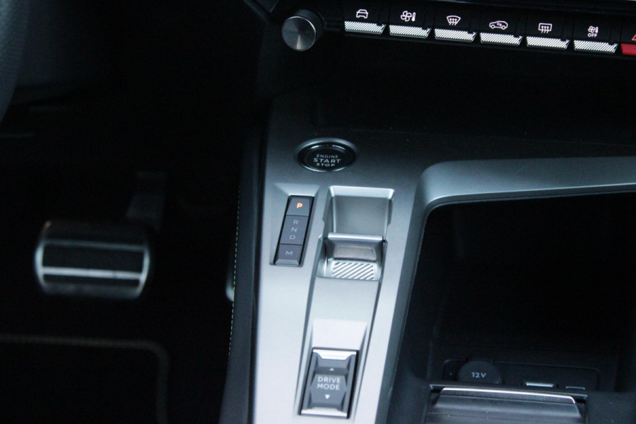 Peugeot 408 1.2 Hybrid 145PK AUTOMAAT GT | 360° CAMERA | DODEHOEK DETECTIE | KEYLESS ENTRY/START | ADAPTIVE CRUISE CONTROL | NAVIGATIE | DRAADLOZE APPLE CARPLAY/ANDROID AUTO | PARKEERSENSOREN VOOR + ACHTER | LED MATRIX KOPLAMPEN | 19" LICHTMETALEN VELGEN | ELEKTRISCH BEDIENBARE ACHTERKLEP | CLIMATE CONTROL | STUUR VERWARMING |