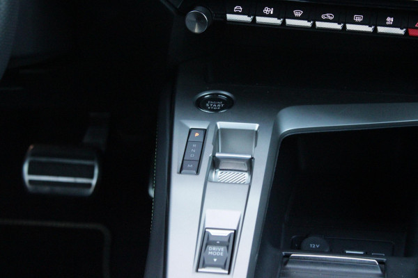 Peugeot 408 1.2 Hybrid 145PK AUTOMAAT GT | 360° CAMERA | DODEHOEK DETECTIE | KEYLESS ENTRY/START | ADAPTIVE CRUISE CONTROL | NAVIGATIE | DRAADLOZE APPLE CARPLAY/ANDROID AUTO | PARKEERSENSOREN VOOR + ACHTER | LED MATRIX KOPLAMPEN | 19" LICHTMETALEN VELGEN | ELEKTRISCH BEDIENBARE ACHTERKLEP | CLIMATE CONTROL | STUUR VERWARMING |
