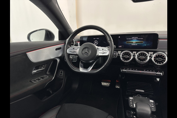 Mercedes-Benz CLA-Klasse Shooting Brake 200 d AMG-Sportpack Business Solution (INCL-BTW) *PANO | DISTRONIC | LEATHER-MICROFIBRE | MULTIBEAM | AMBIENTLIGHT | BLINDSPOT | HEATED-SPORTSEATS | WIDESCREEN-DIGICOCKPIT | DAB+ | NAVI-FULLMAP | CAMERA | PRIVACYGLASS | 18''ALU*