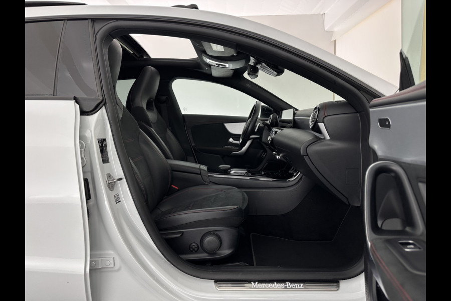 Mercedes-Benz CLA-Klasse Shooting Brake 200 d AMG-Sportpack Business Solution (INCL-BTW) *PANO | DISTRONIC | LEATHER-MICROFIBRE | MULTIBEAM | AMBIENTLIGHT | BLINDSPOT | HEATED-SPORTSEATS | WIDESCREEN-DIGICOCKPIT | DAB+ | NAVI-FULLMAP | CAMERA | PRIVACYGLASS | 18''ALU*