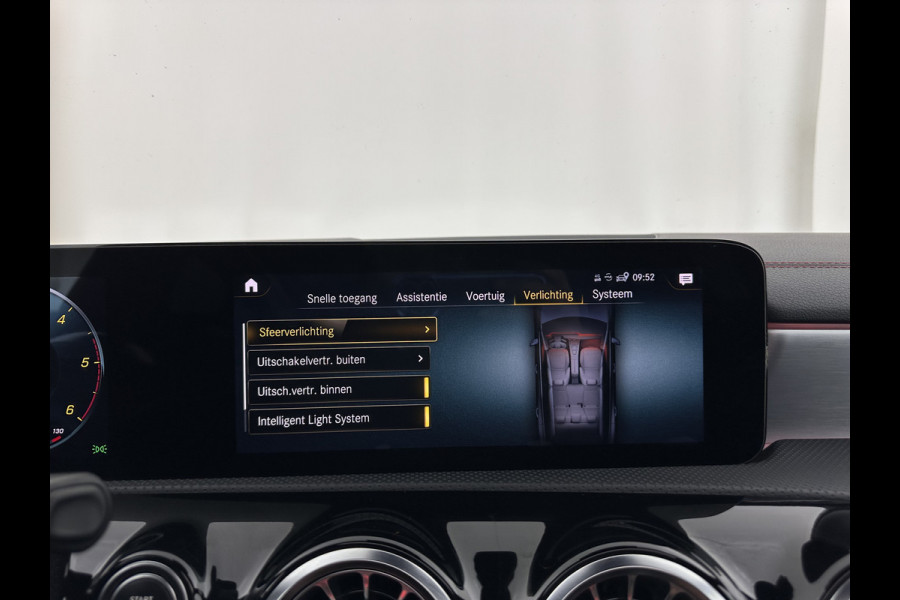 Mercedes-Benz CLA-Klasse Shooting Brake 200 d AMG-Sportpack Business Solution (INCL-BTW) *PANO | DISTRONIC | LEATHER-MICROFIBRE | MULTIBEAM | AMBIENTLIGHT | BLINDSPOT | HEATED-SPORTSEATS | WIDESCREEN-DIGICOCKPIT | DAB+ | NAVI-FULLMAP | CAMERA | PRIVACYGLASS | 18''ALU*