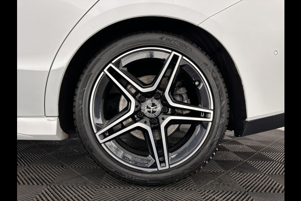 Mercedes-Benz CLA-Klasse Shooting Brake 200 d AMG-Sportpack Business Solution (INCL-BTW) *PANO | DISTRONIC | LEATHER-MICROFIBRE | MULTIBEAM | AMBIENTLIGHT | BLINDSPOT | HEATED-SPORTSEATS | WIDESCREEN-DIGICOCKPIT | DAB+ | NAVI-FULLMAP | CAMERA | PRIVACYGLASS | 18''ALU*