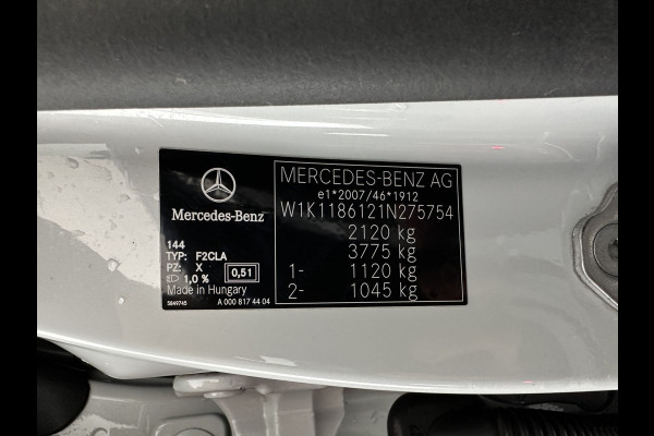 Mercedes-Benz CLA-Klasse Shooting Brake 200 d AMG-Sportpack Business Solution (INCL-BTW) *PANO | DISTRONIC | LEATHER-MICROFIBRE | MULTIBEAM | AMBIENTLIGHT | BLINDSPOT | HEATED-SPORTSEATS | WIDESCREEN-DIGICOCKPIT | DAB+ | NAVI-FULLMAP | CAMERA | PRIVACYGLASS | 18''ALU*