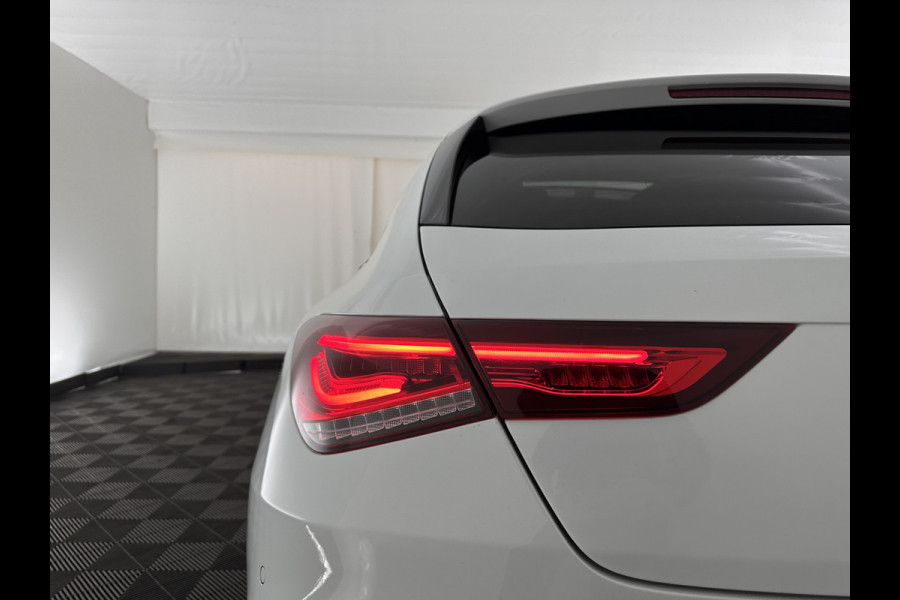 Mercedes-Benz CLA-Klasse Shooting Brake 200 d AMG-Sportpack Business Solution (INCL-BTW) *PANO | DISTRONIC | LEATHER-MICROFIBRE | MULTIBEAM | AMBIENTLIGHT | BLINDSPOT | HEATED-SPORTSEATS | WIDESCREEN-DIGICOCKPIT | DAB+ | NAVI-FULLMAP | CAMERA | PRIVACYGLASS | 18''ALU*