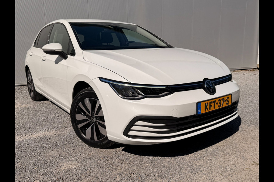 Volkswagen Golf 1.0 eTSI Move IQ Drive Virtuall ACC Carplay Sfeer Stoel/stuurverw